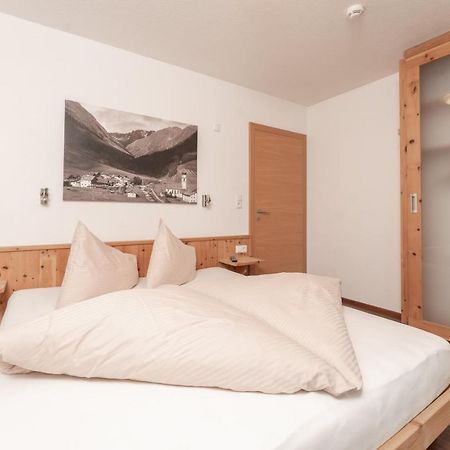 Aparthotel Ambiente Umhausen Esterno foto