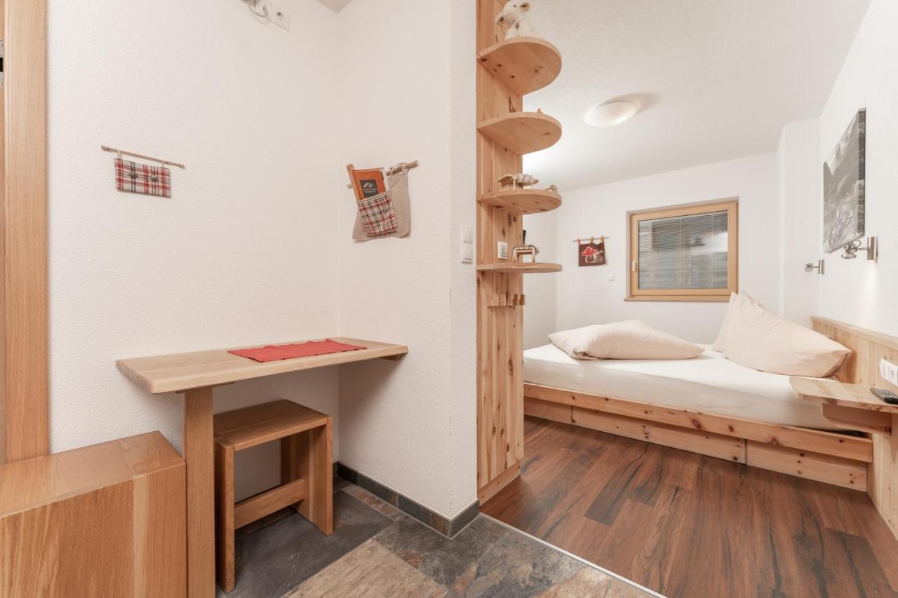 Aparthotel Ambiente Umhausen Esterno foto