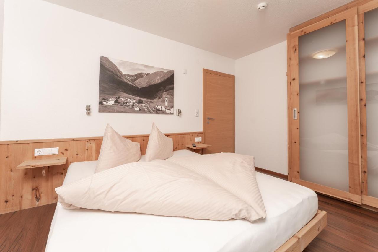 Aparthotel Ambiente Umhausen Esterno foto
