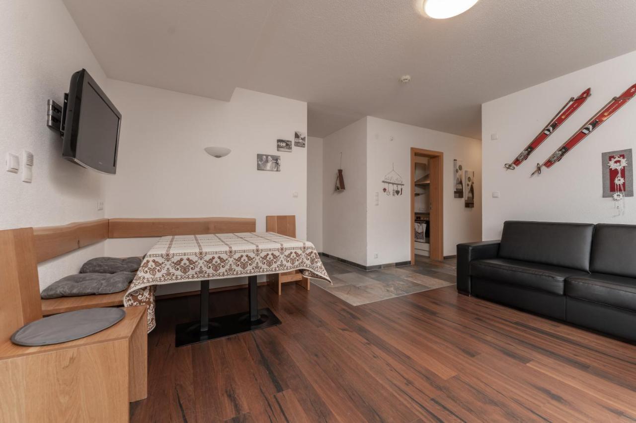 Aparthotel Ambiente Umhausen Esterno foto